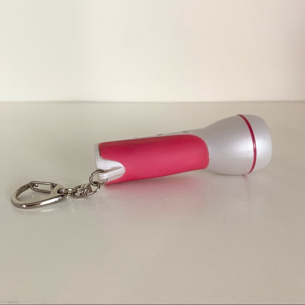 Y2k hello kitty mini flashlight keychain - Picture 11 of 13